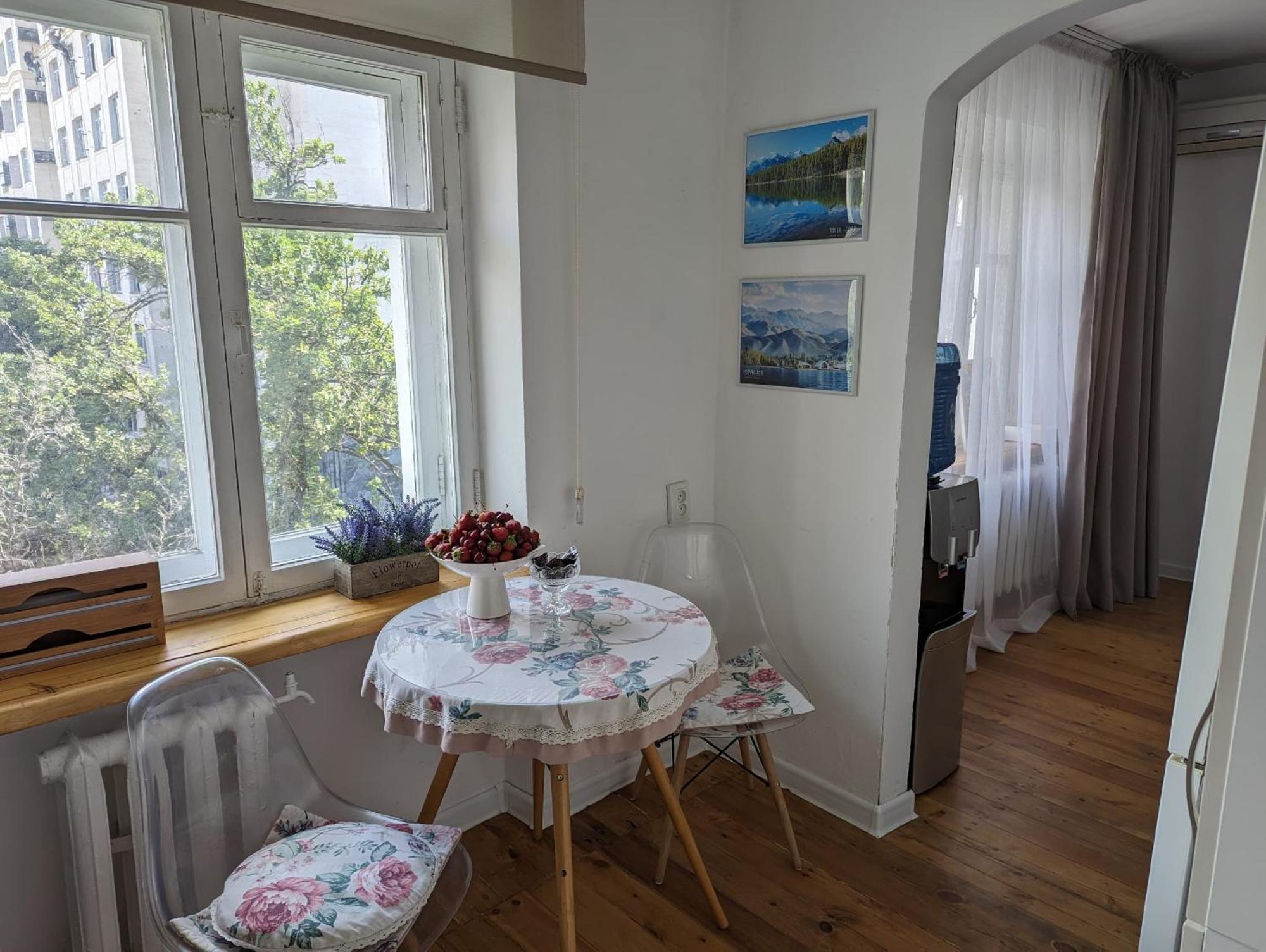 Moonflower Residence 4645 Bishkek Bagian luar foto